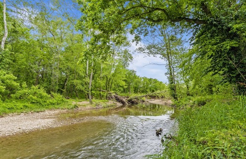 Peace Valley RV Rental | The Boyd- our smallest accommodation