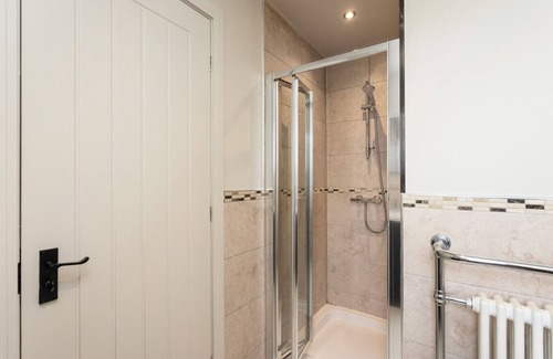 Glenrothes Apartment | The Bramble @ The Balfour by Coorie Doon Stays