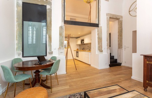 Merces Apartment | The Brass Artist Loft 1 bedroom apartment