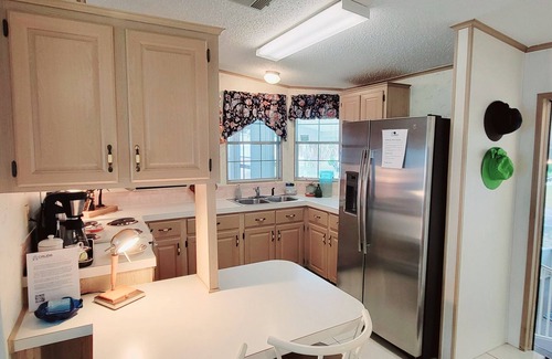 Edgewater House | The Breezy Retreat in Terra Mar!