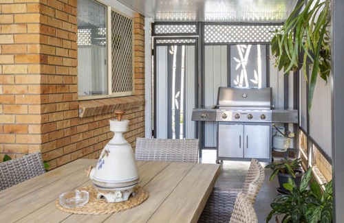 Banksia Beach Apartment | The Bribie Island Beachcomber
