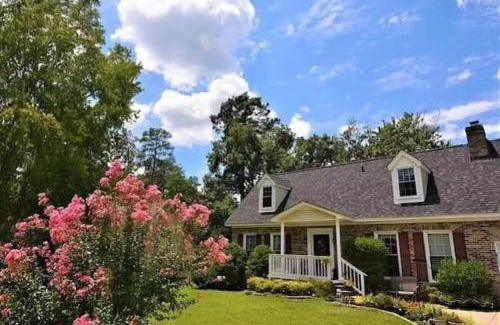 Columbia House | The Bright Brick Beauty Great Back Deck & Yard