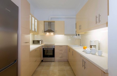 Old Town Apartment | The Bright Suite - elegant, fully renovated, with lift, air conditioning apt