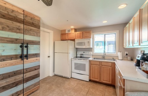 New Smyrna Beach House | The Bright, Sunny Beach Tower House