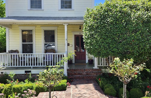 Sutter Creek House | The Brinn House on Main St. | Wine, Food & More!