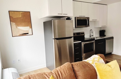 West Colfax Apartment | The Bull House at Sloan's Lake