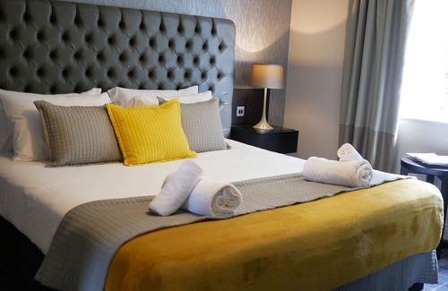 Trafford Hotel | The Bulls Head Hotel