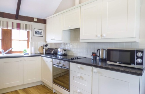 Saint Erth Praze Cottage | THE BULLSHED, family friendly, character holiday cottage in Marazion