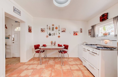 Heart of Lubbock House | The Bung - Waves of Fun!