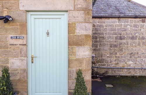 Morpeth Cottage | THE BYRE, pet friendly, character holiday cottage in Morpeth