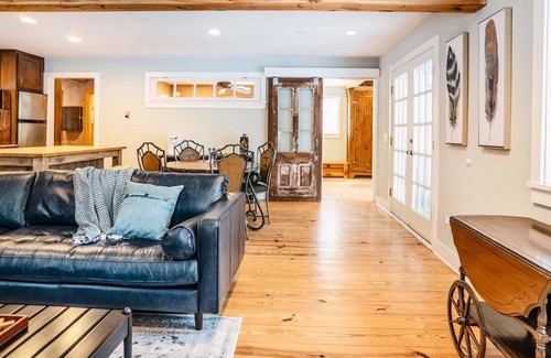 New Paltz Cabin | The Cabin at Mohonk ☆ Breathtaking Views