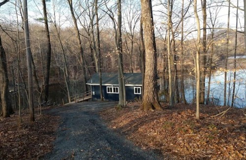 Madison Cabin | The Cabin at the Lake