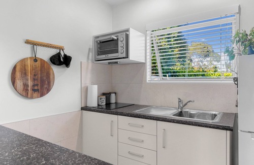 Mangawhai Heads House | The Cabin - Mangawhai Heads Studio