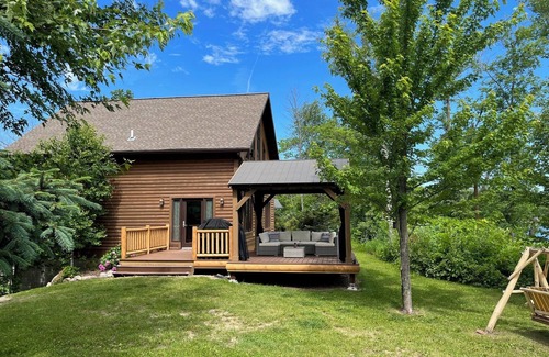 Hackensack Cabin | The Cabin on Baby Lake: Charming Log Cabin Getaway