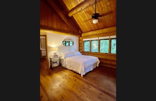 Robbinsville House | The Cabin on Fontana Lake