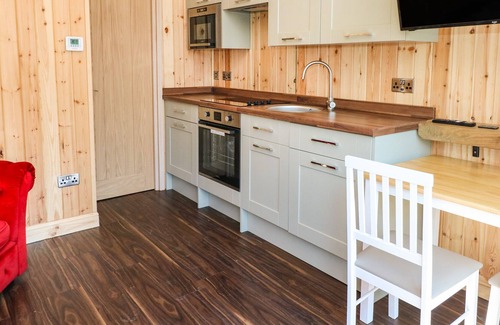 Llanybri Cottage | THE CABIN, romantic, character holiday cottage in St Clears