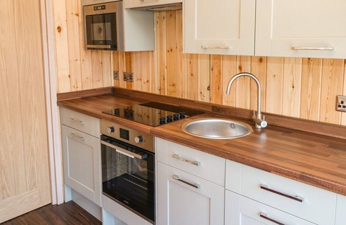 Llanybri Cottage | THE CABIN, romantic, character holiday cottage in St Clears