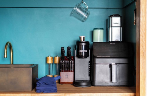 Arroyo Seco Apartment | The Cactus Studio - 15min to Ski Valley