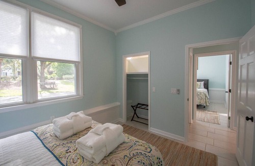 Old Town Bluffton Apartment | The Calming Coastal Suite- 2 Bedroom/1 Bath near Downtown Bluffton