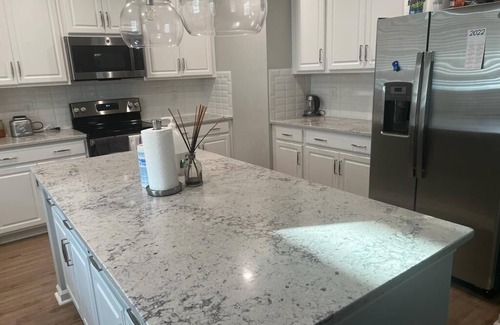 Greer House | The Cameo’s Joy by Amaris Corporate Rentals