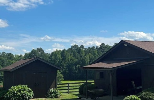 Berkeley Apartment | The Camper at The Pines Horse Farm