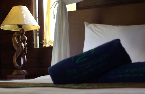 Selat Bed & Breakfast | The Campuan Villa