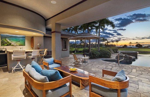 The Cape House | The Cape at Mauna Lani Estate Home with Guest House. Walk to Ocean!