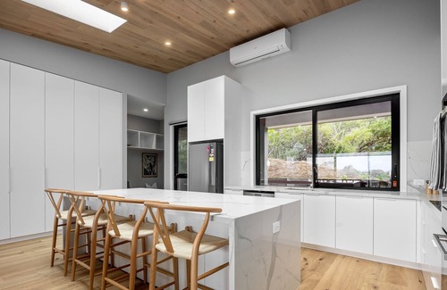 Cape Schanck House | 'The Cape, Golfers Retreat' New, Pristine, Modern