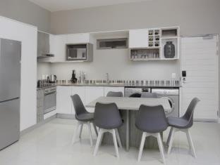 Greater Johannesburg Metropolitan Area Hotel | The Capital on Bath