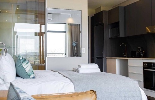Menlyn Apartment | The Capital Trilogy