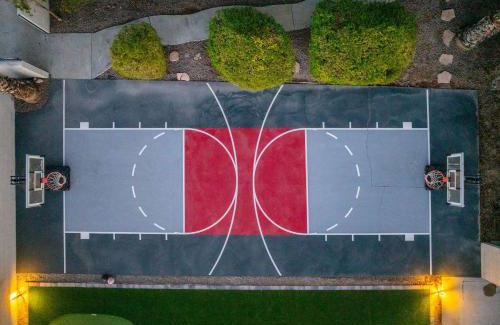 Desert Sunset House | The Cardinal Walk to Stadium Pool+Spa Sportcourt