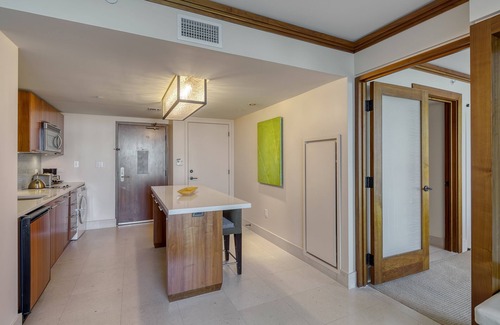 North Beach Apartment | The Carillon Hotel Two Bedroom Two Bathroom Suite