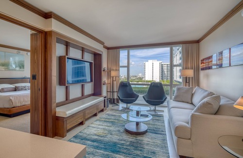 North Beach Apartment | The Carillon Hotel Two Bedroom Two Bathroom Suite