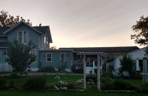 Clifton House | The Carlson's Rooms for rent