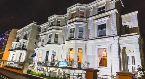 Folkestone Hotel | The Carlton Hotel