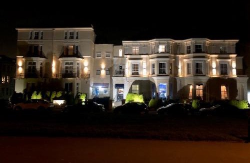 Folkestone Hotel | The Carlton Hotel