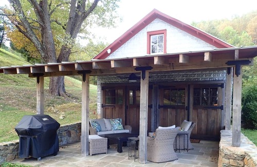 Nellysford Cabin | The Carriage House at Glenthorne Farm