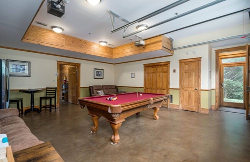 Blue Ridge Cabin | The Carriage House.