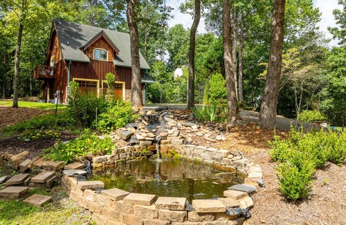 Blue Ridge Cabin | The Carriage House.