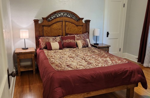 Doling House | The Carriage House - SGF- Near Ozark Empire Fairgrounds & Arena