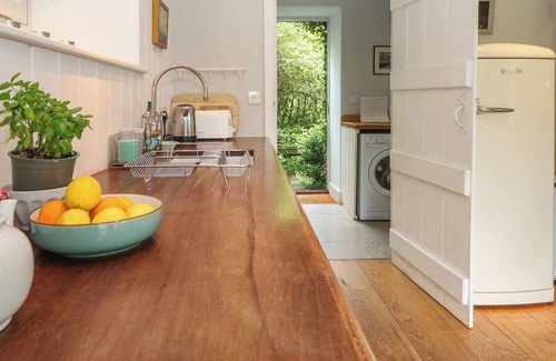 Ebbesborne Wake Cottage | The Cart Barn