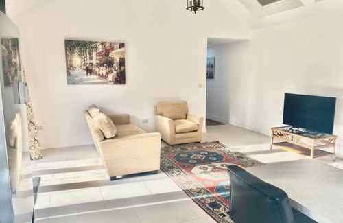 Staverton Cottage | The Cart House - Staverton Cheltenham