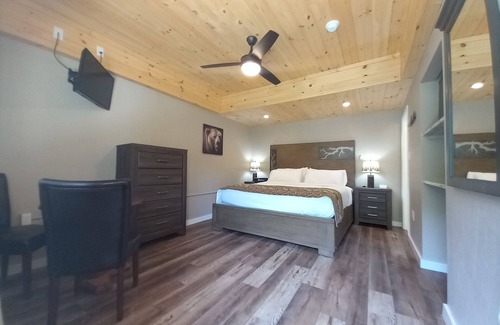 Chimney Rock Hotel | The Carter Lodge On The River