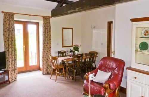 Newport Cottage | THE CARTHOUSE, family friendly, character holiday cottage in Shorwell