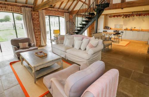 Moreton House | The Carthouse