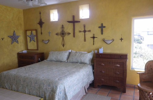 Gold Beach Villa | *The Casa Del Sol – Oceanfront Spanish Style Villa * Hot Tub * Amazing Views