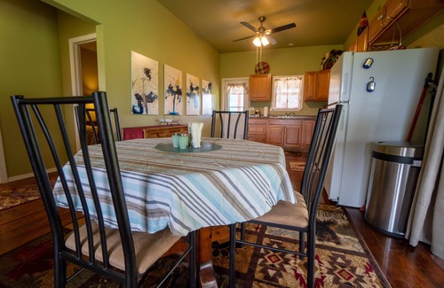 Fort Klamath House | The Cascade Mountain-View Retreat