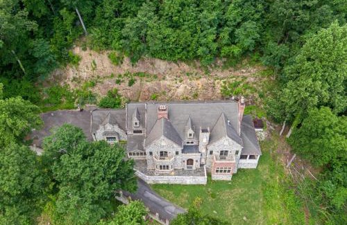 Banner Elk House | The Castle at Valle Crucis