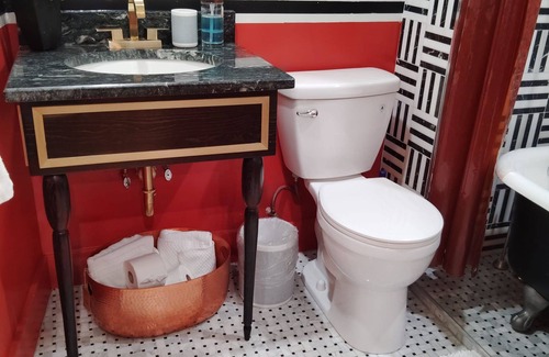 Downtown El Paso Apartment | The Cat s Meow Apt 1 Sunset Heights