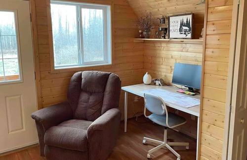 Sherwood Park Cabin | The Cattage 3 bedroom Cabin